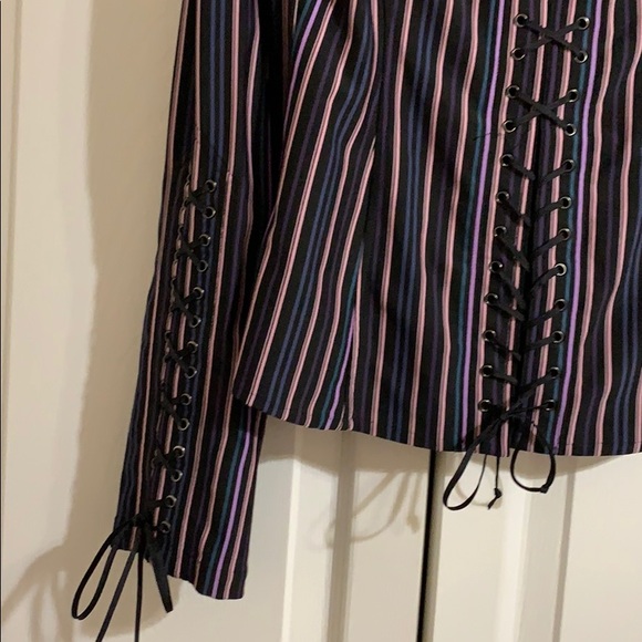 Clothes - Picture 4 of 4